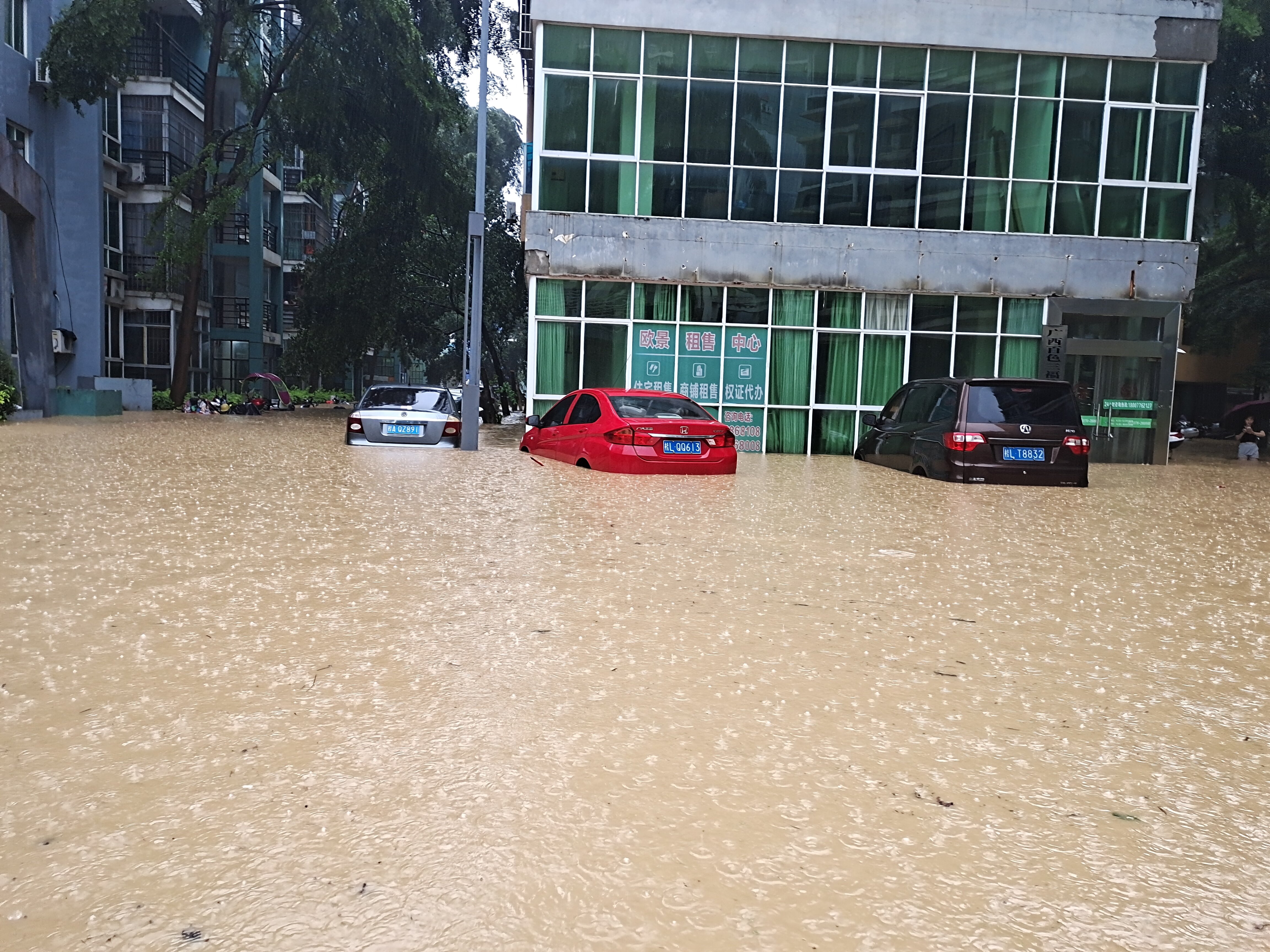 新一輪暴雨已在路上